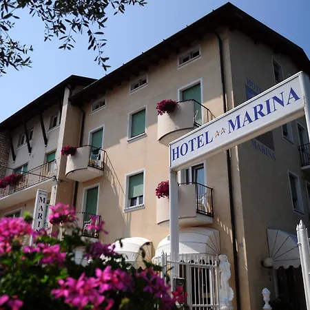 Marina 2* باردولينو