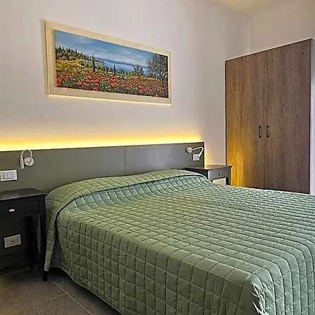 Hotel Marina 2*